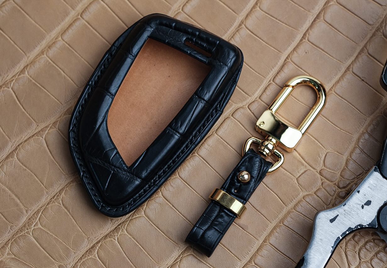 Handmade Glossy Crocodile Leather Key Fob Case for BMW – Exotic Luxury