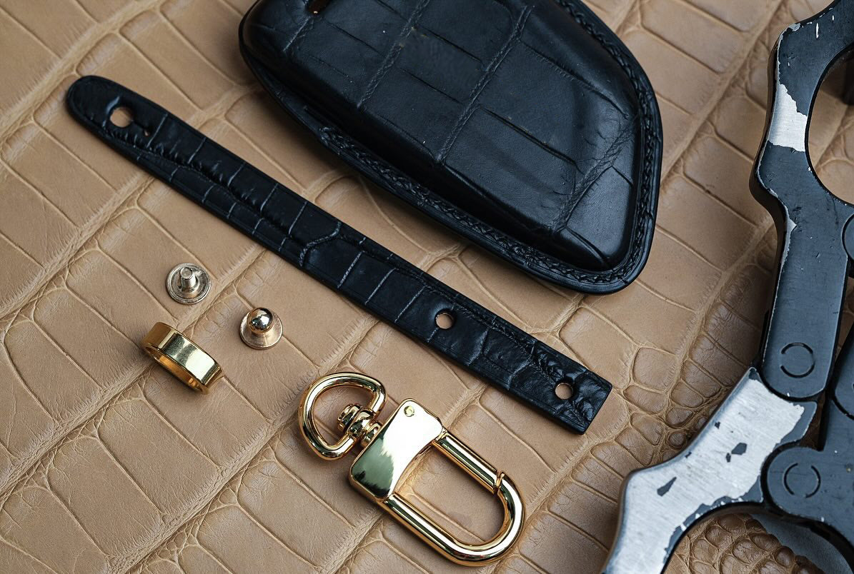 Handmade Glossy Crocodile Leather Key Fob Case for BMW – Exotic Luxury